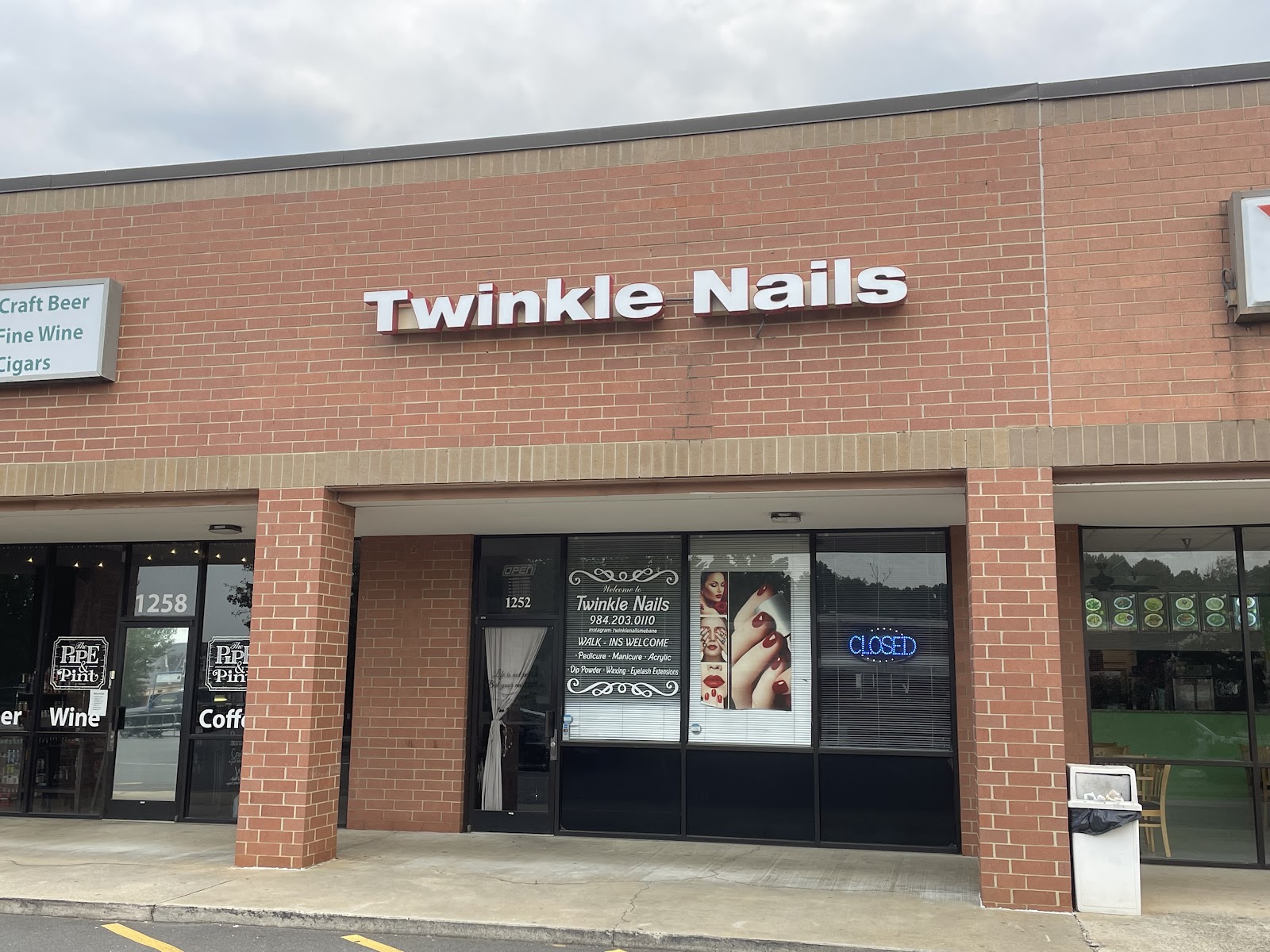 TWINKLE NAILS nail photo 8